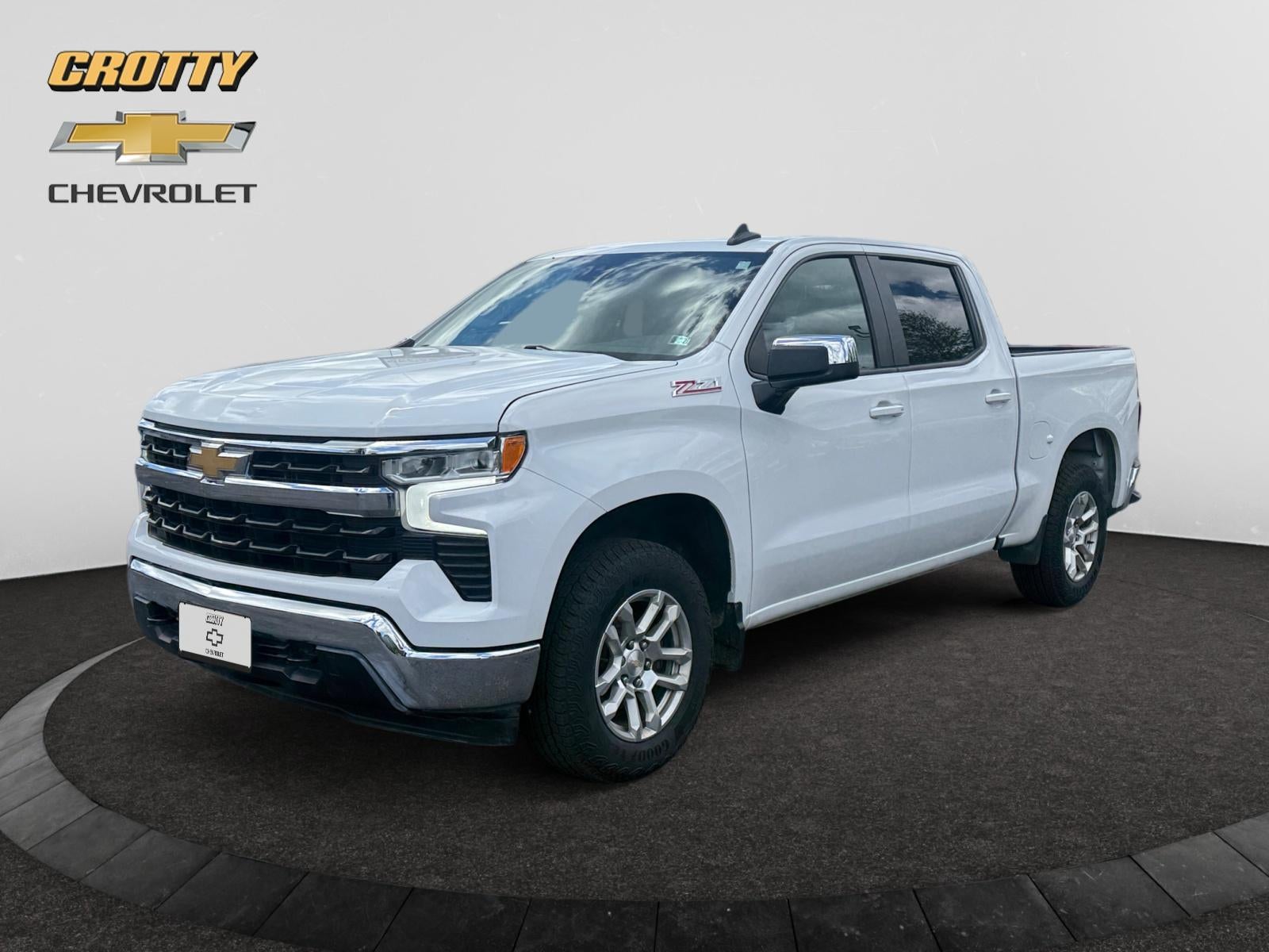 2022 Chevrolet Silverado 1500 LT in Summit White — front three-quarter view